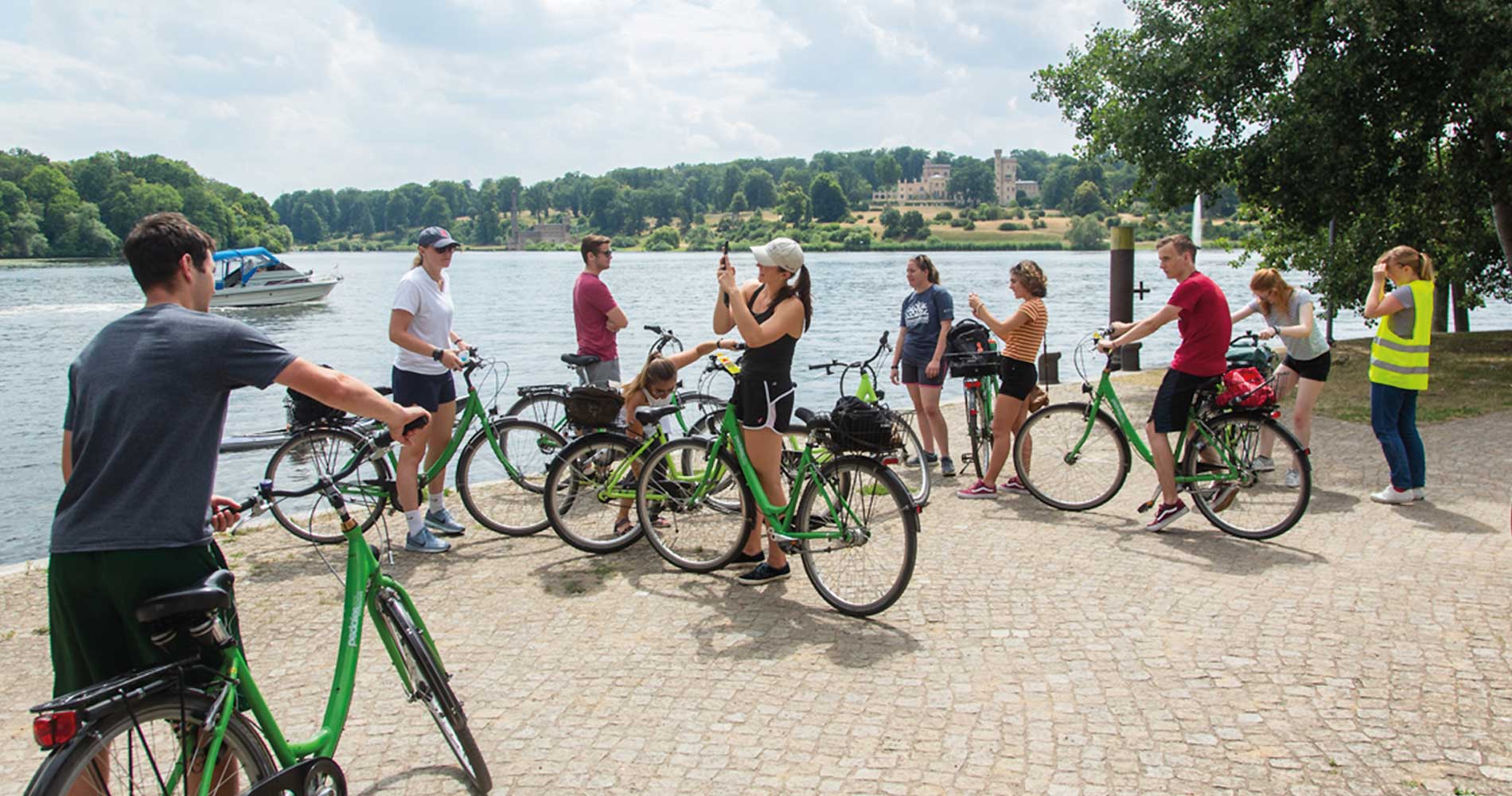 Radtouren, Kajaktouren, Stadtführungen, Verleih, Fahrrad